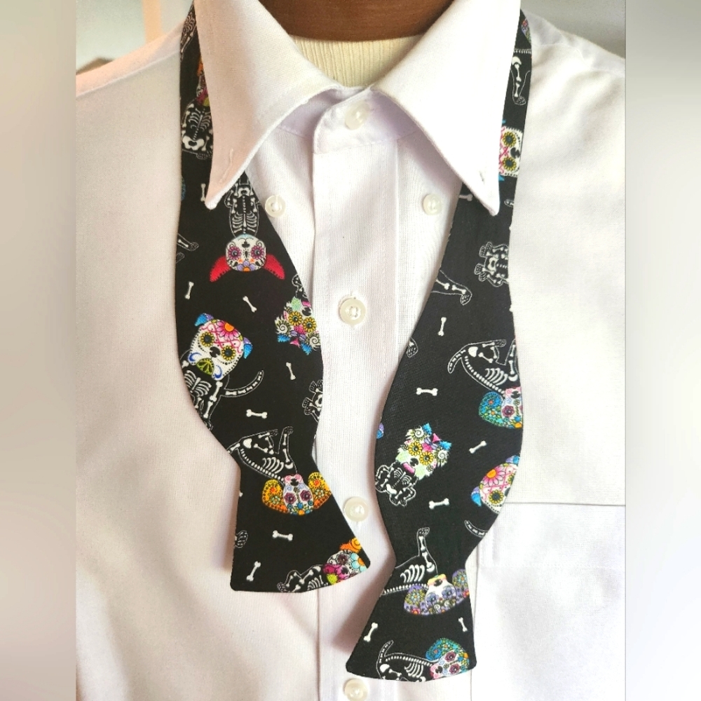 Black cotton fabric with doggy and crossbones Bow Tie